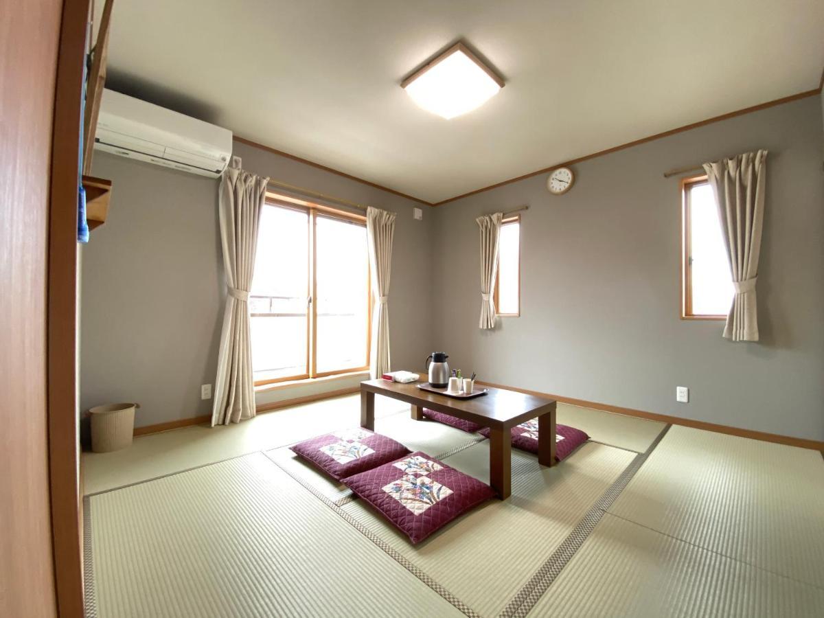 Link House